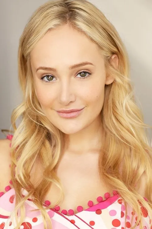 Athena Ripka interpretando a Ashley-Jane