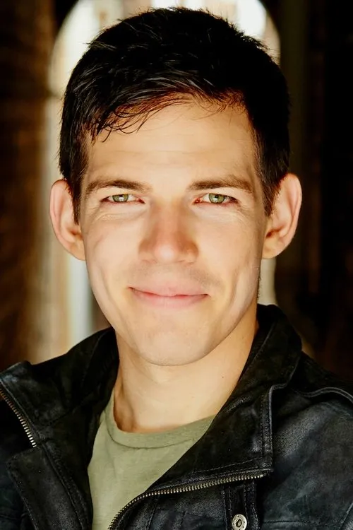 Christopher Weekes ha trabajado con Atlas Adams en 1 ocasiones