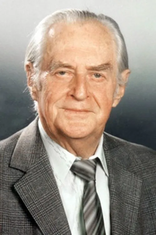 Attila Tyll interpretando a Bailiff Nádor