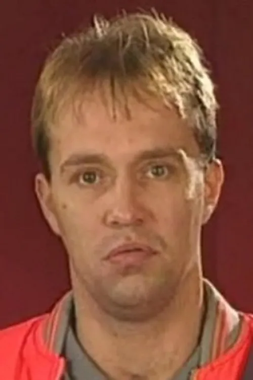 Attila interpretando a (archive footage)