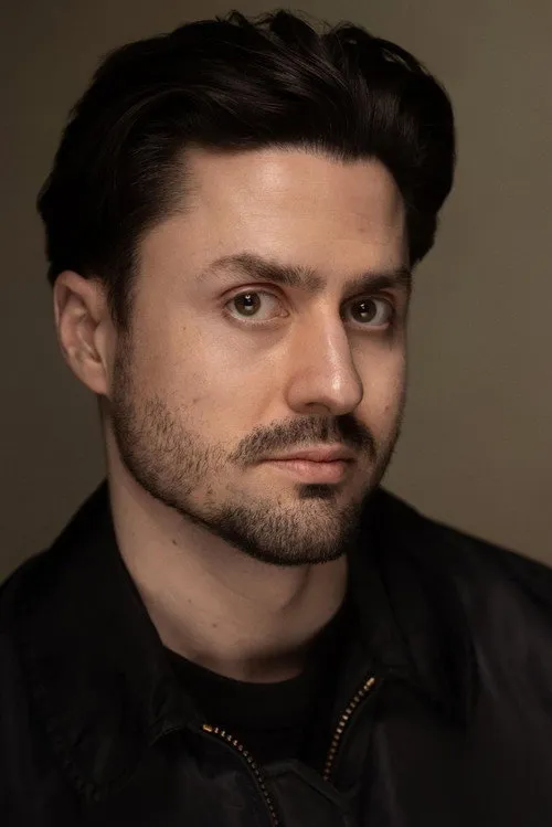 August Segerholm interpretando a Sebastian