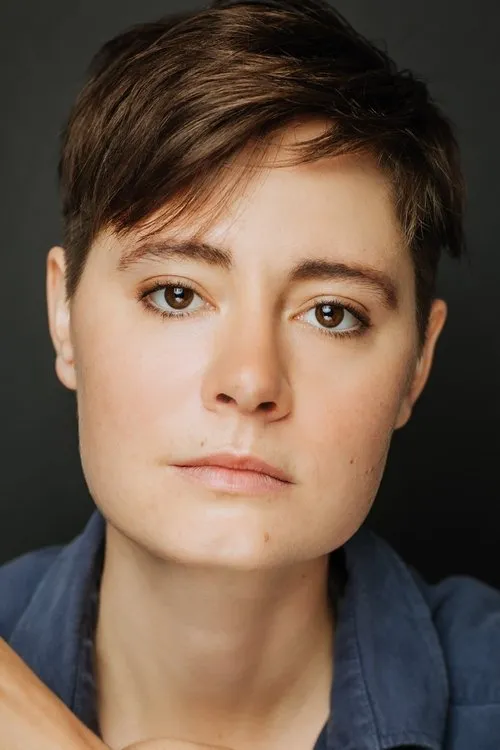 August Winter interpretando a Melvin