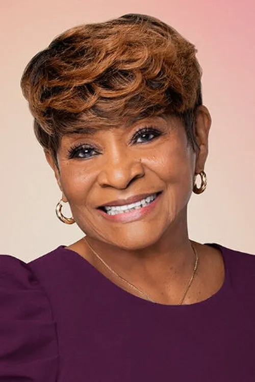 Aunt Nora Wilcox — personaje: Self