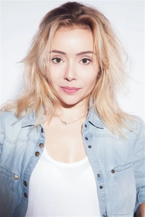 Aurelia Crebessegues interpretando a Angel