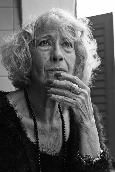 Jorge Rolla ha trabajado con Aurora Gaia en 1 ocasiones