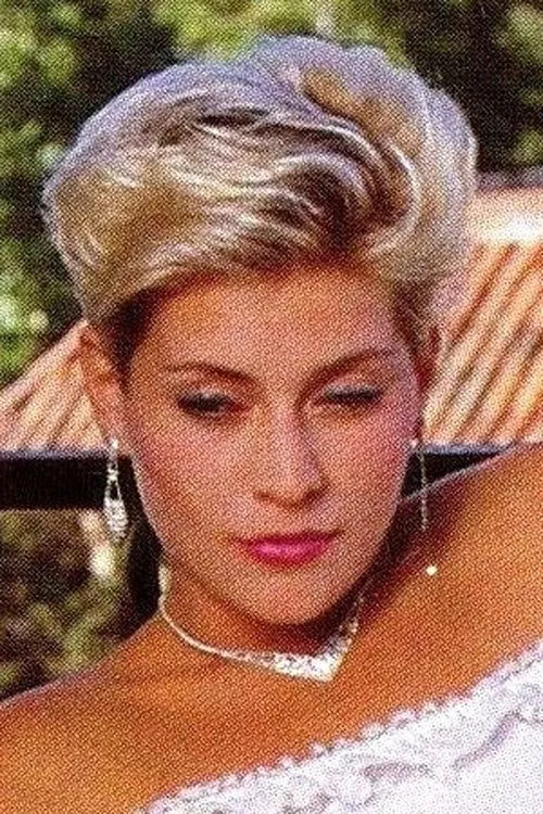 Aurora interpretando a Wendy Bass aka Kristin (segment 