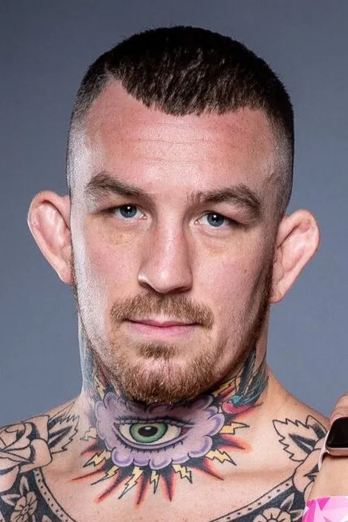 Austin Vanderford interpretando a Self