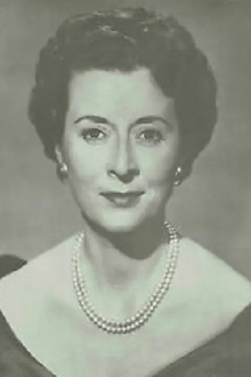 Avice Landone interpretando a Eva