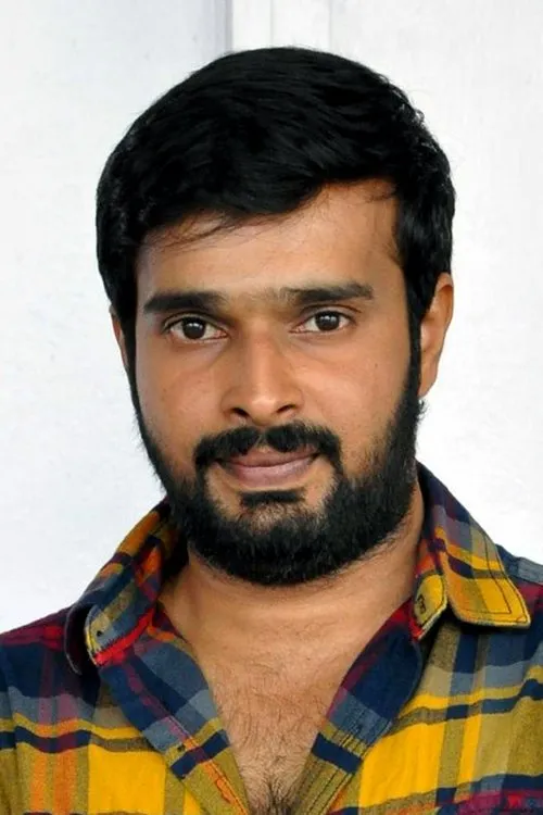 Avitej interpretando a