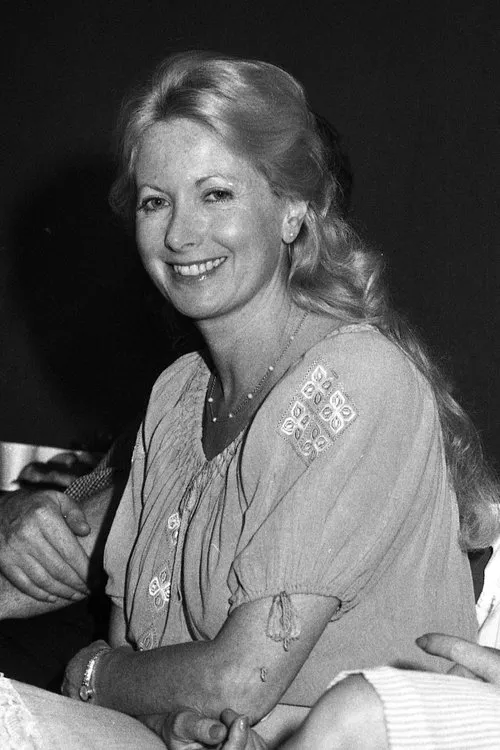 Aviva Marks interpretando a Rachel