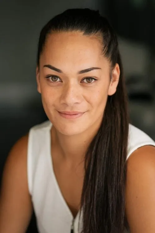 Āwhina-Rose Henare Ashby — personaje: Ani Morrison