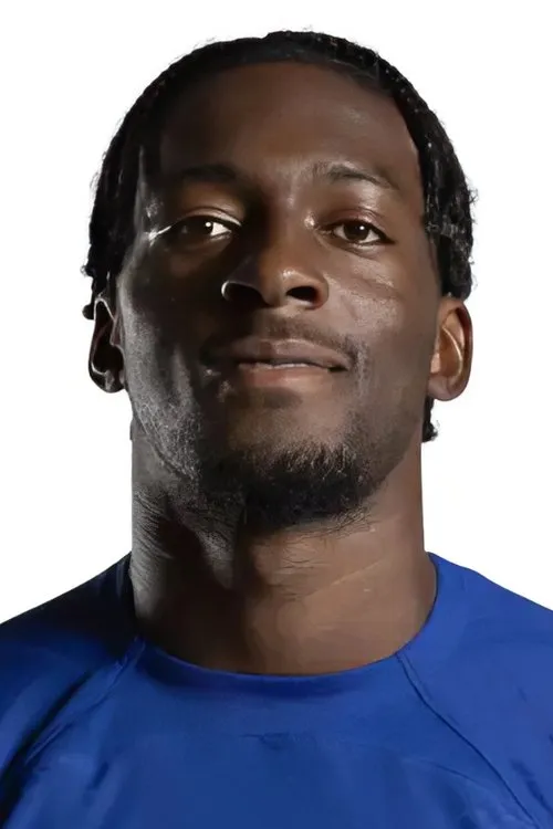 Axel Disasi interpretando a Self