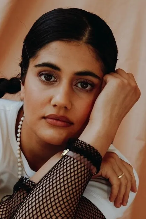 Ayesha Madon — personaje: Amerie Wadia