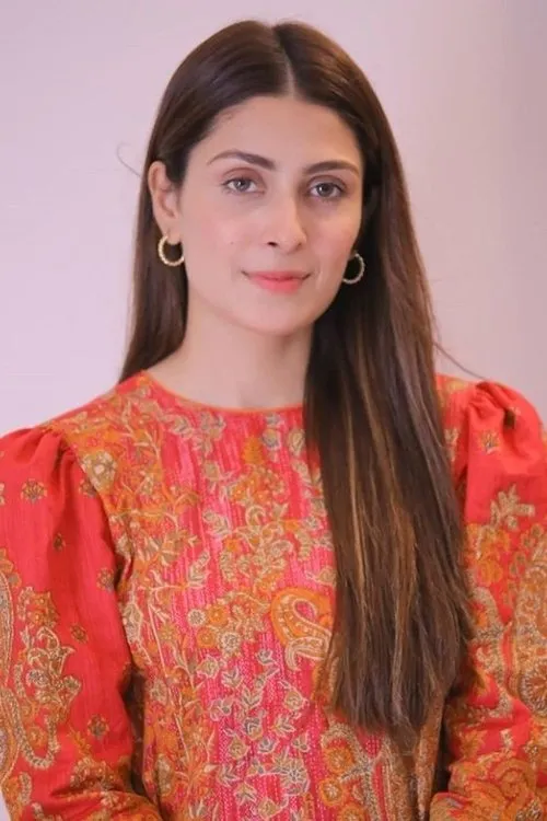 Ayeza Khan — personaje: Haya