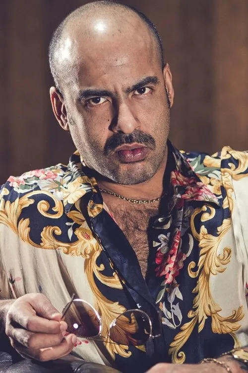 Ayman Cherif en su biografía y filmografía