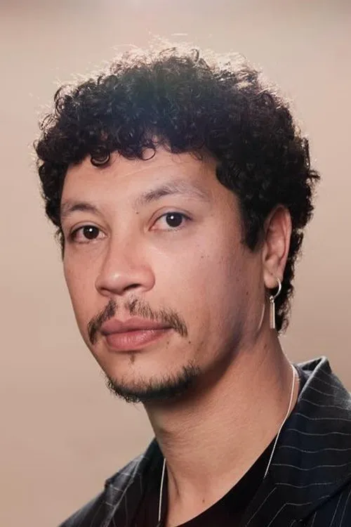 Ayoub Gretaa interpretando a Nour