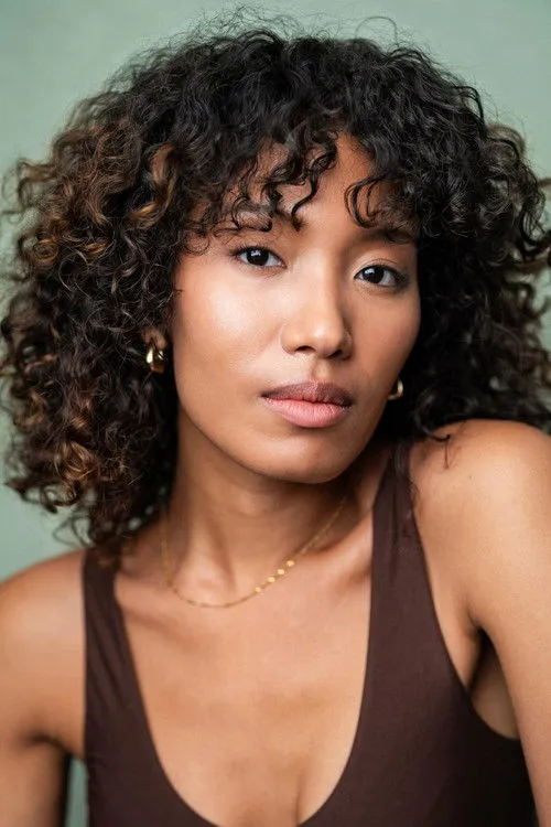 Kaley Ronayne ha trabajado con Ayumi Patterson en 1 ocasiones