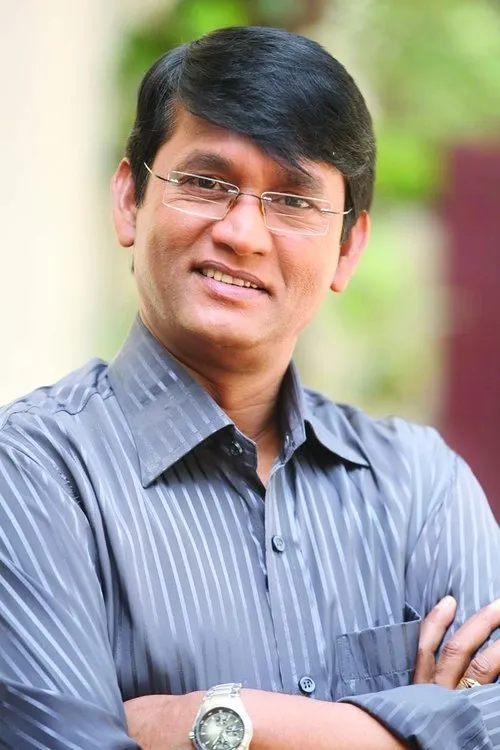 Azizul Hakim — personaje: Gurudas