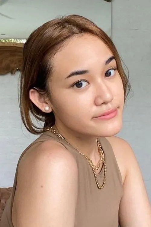 Petrus Mahendra ha trabajado con Azzura Pinkan en 1 ocasiones