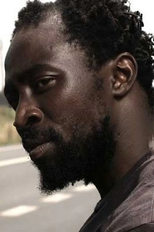 Babou Cham interpretando a Taxi Driver