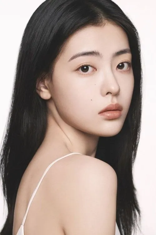 Bae Gang-hee — personaje: Kim Eun-jae