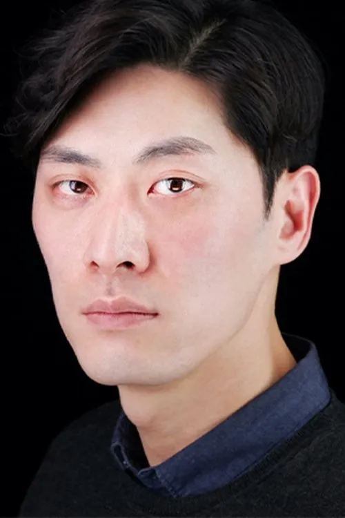 Baek Jong-hwan en su biografía y filmografía