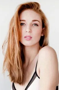 Pilar Cruz ha trabajado con Bailey Rose King en 1 ocasiones