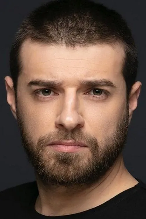 Aydan Çakir ha trabajado con Balamir Emren en 1 ocasiones