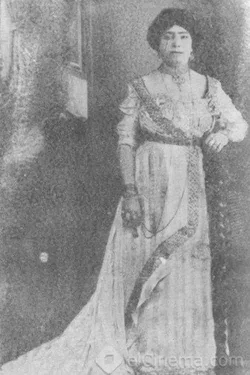 Bamba Kashar interpretando a 