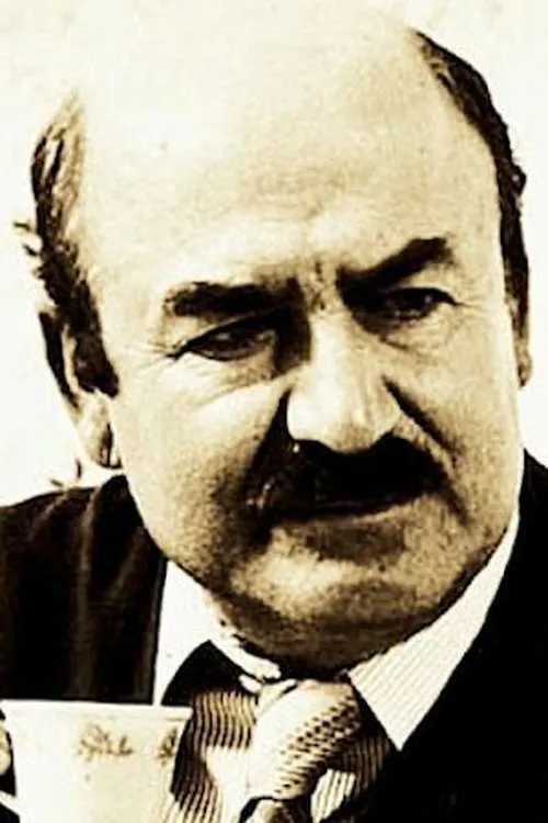 ?as???? ????ß?? ha trabajado con Βαγγέλης Καζάν en 2 ocasiones