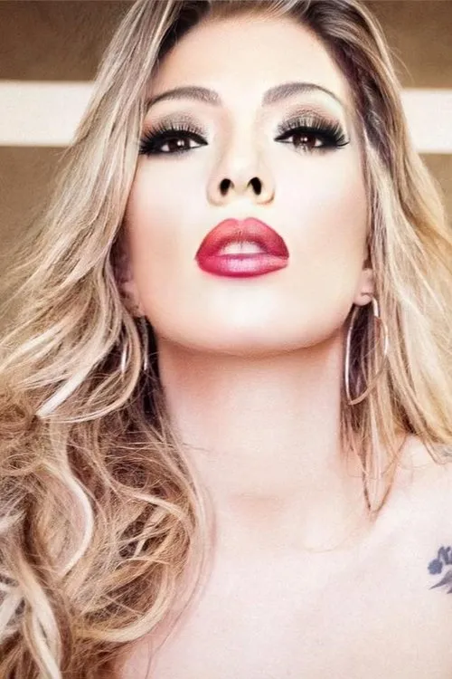 Barbara Morris interpretando a Beatrice Caronte