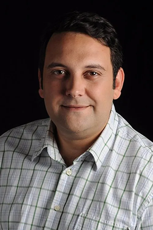 Barış Başar interpretando a Taksici Tayfun