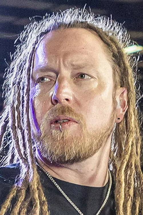 Brent Smith ha trabajado con Barry Kerch en 7 ocasiones