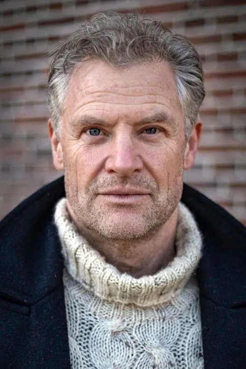 Bart Oomen interpretando a Meindert