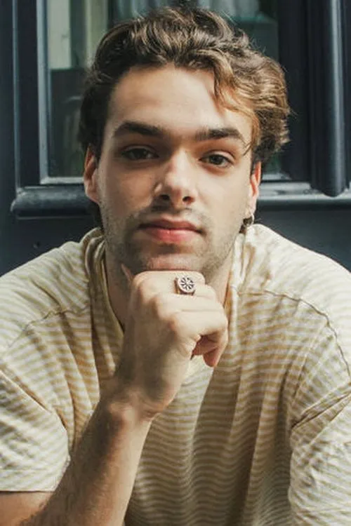 Bas Van Weert en su biografía y filmografía