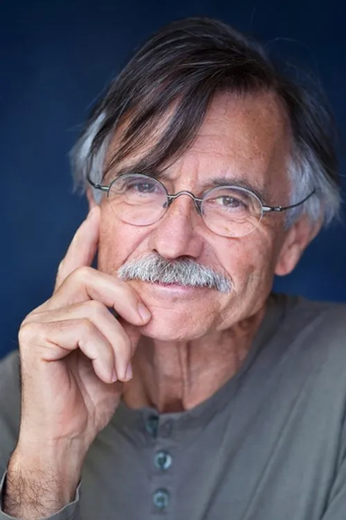 Bastien Guio interpretando a Michel