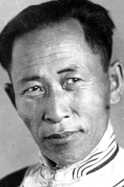 Bat-Ochir Danzan interpretando a The Prince