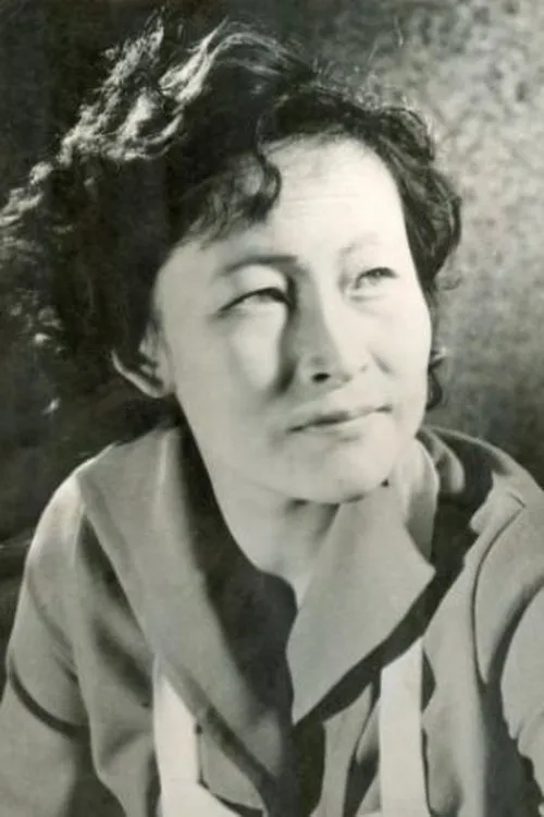 Batluvsangiin Enkhtuyaa interpretando a Miyako