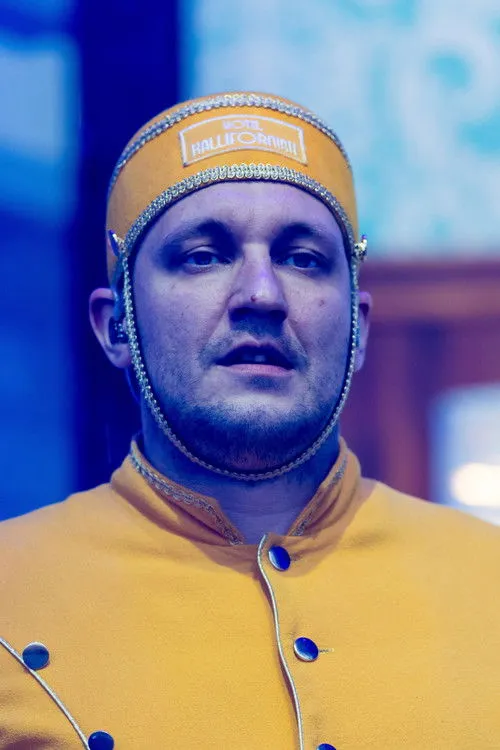 Alligatoah ha trabajado con BattleBoi Basti en 2 ocasiones