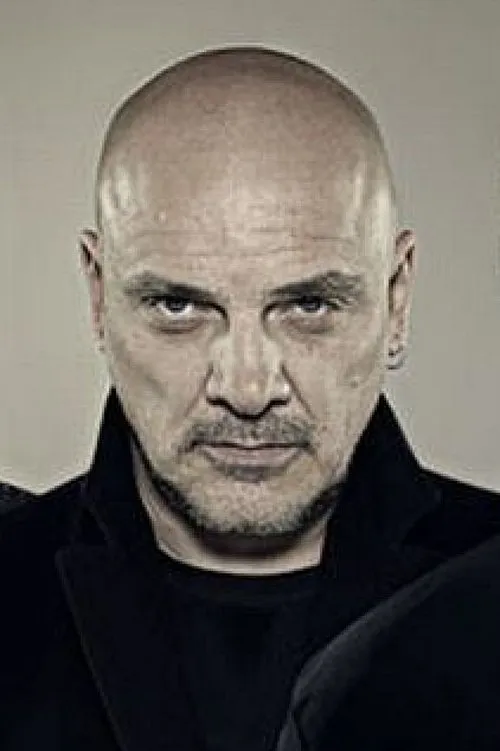 Jean-Jacques Burnel ha trabajado con Baz Warne en 13 ocasiones