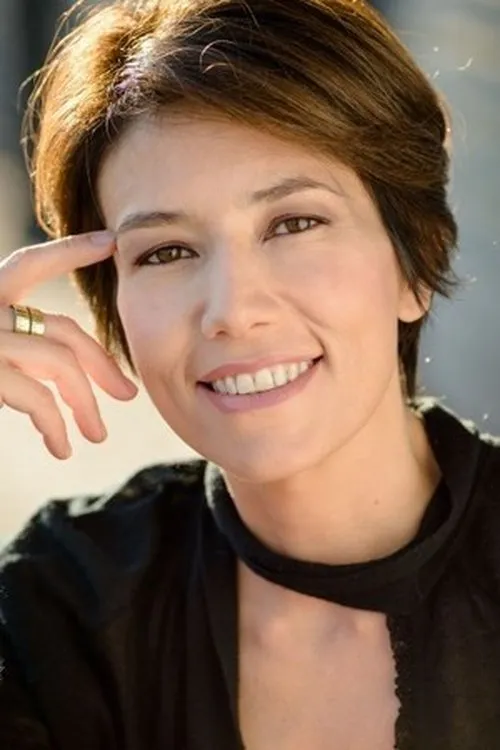 Beatrice Fazi interpretando a Angelica