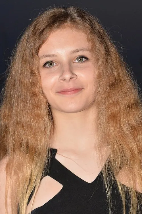 Beatrice Mancini interpretando a Self