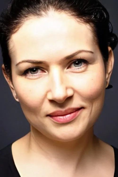 Begüm Tosun en su biografía y filmografía