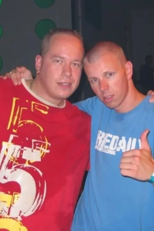 Beholder & Balistic interpretando a Beholder & Balistic