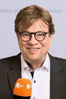 Béla Réthy — personaje: Self - Narrator (voice)