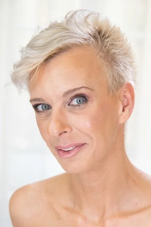 Johanka Jay ha trabajado con Belinda Bee en 1 ocasiones