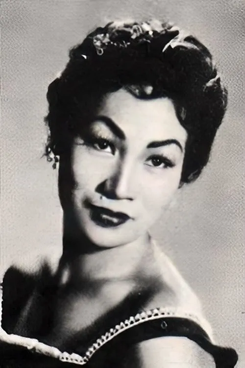 Rey Fernando ha trabajado con Bella Flores en 1 ocasiones