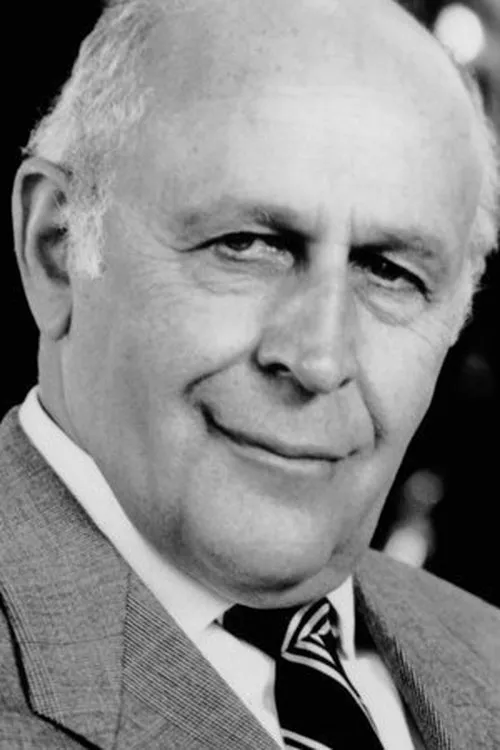 Ben Hammer interpretando a Rebbe