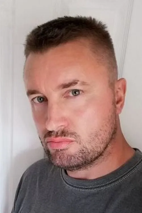 Alexei Jackson ha trabajado con Ben Kelly en 5 ocasiones