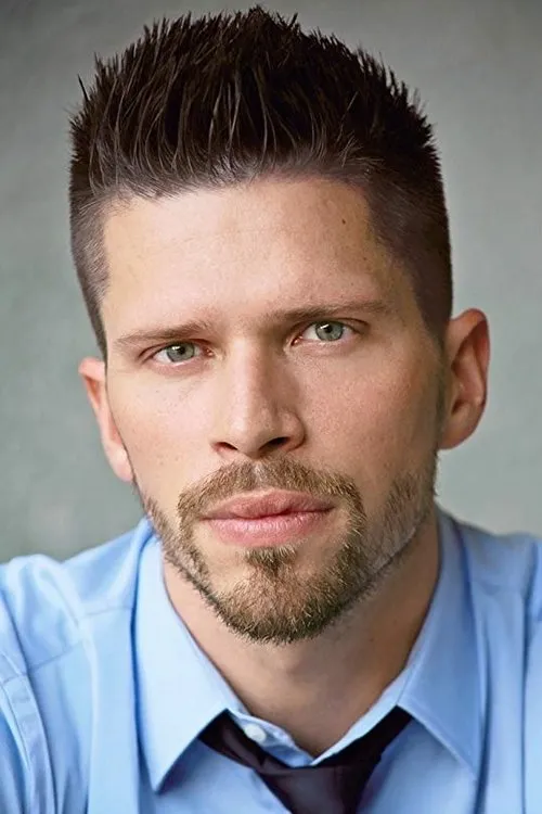 Josh Davis ha trabajado con Ben Moroski en 1 ocasiones